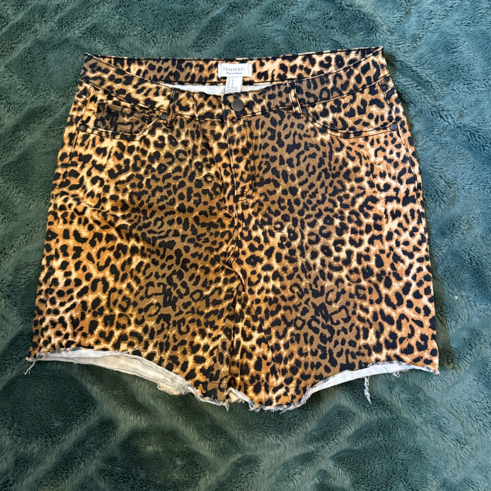 Forever 21 leopard print denim skirt